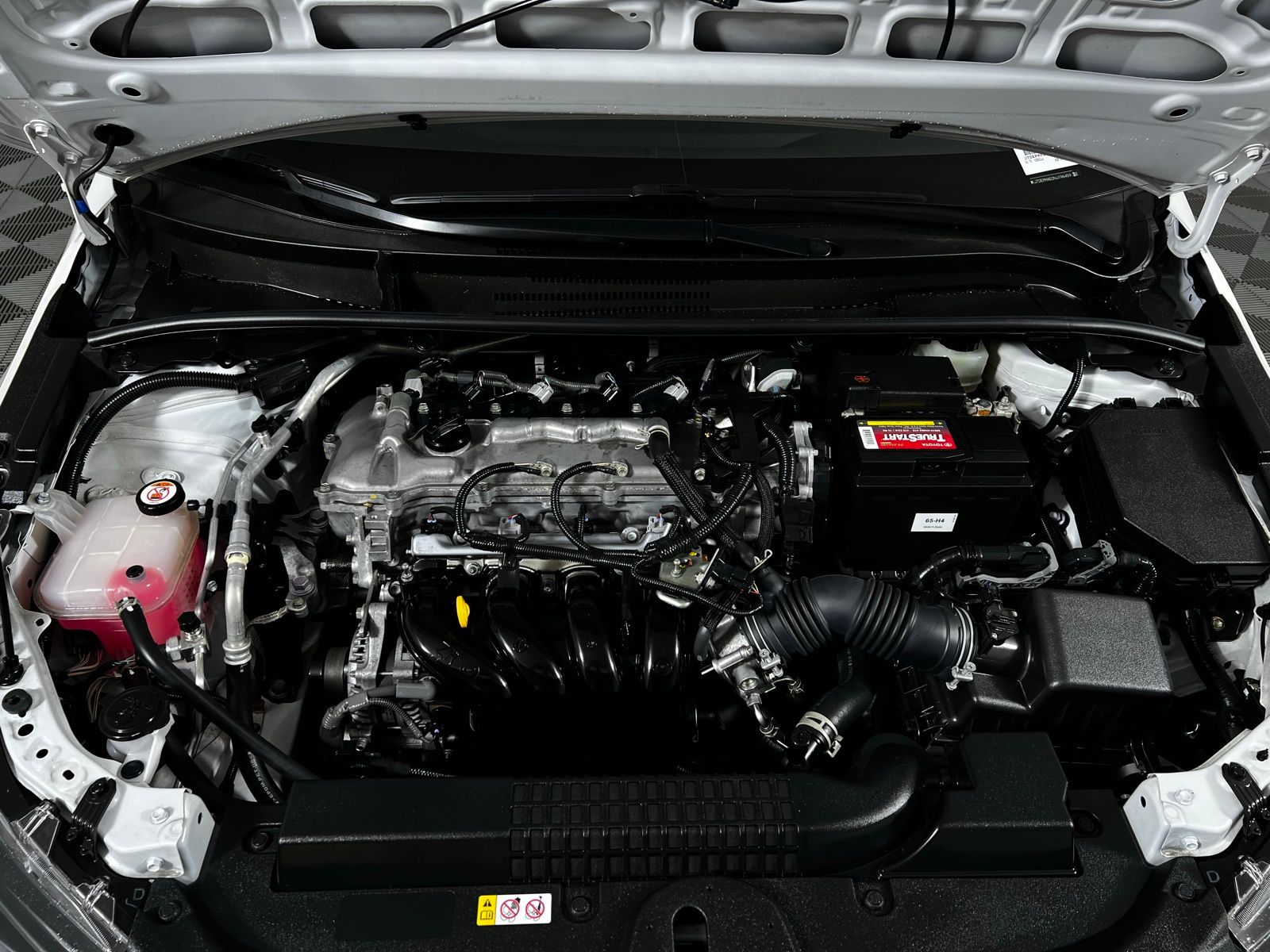 Thumbnail: 2022 Toyota Corolla - 9