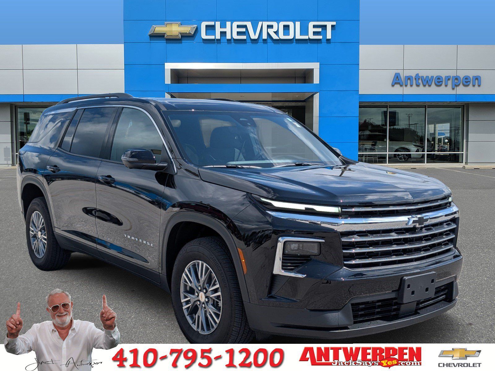 Black Metallic 2026 Chevrolet Traverse SUV / Crossover Front-Wheel Drive 8-Speed Automatic