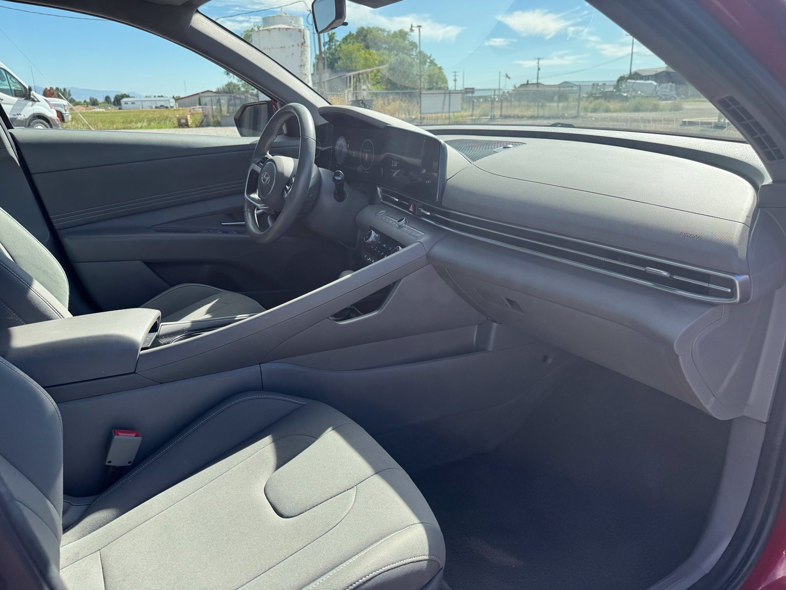 Used 2025 Hyundai Elantra Sedan