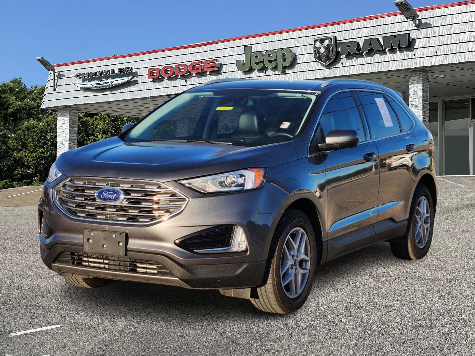 2022 Ford Edge SEL 2