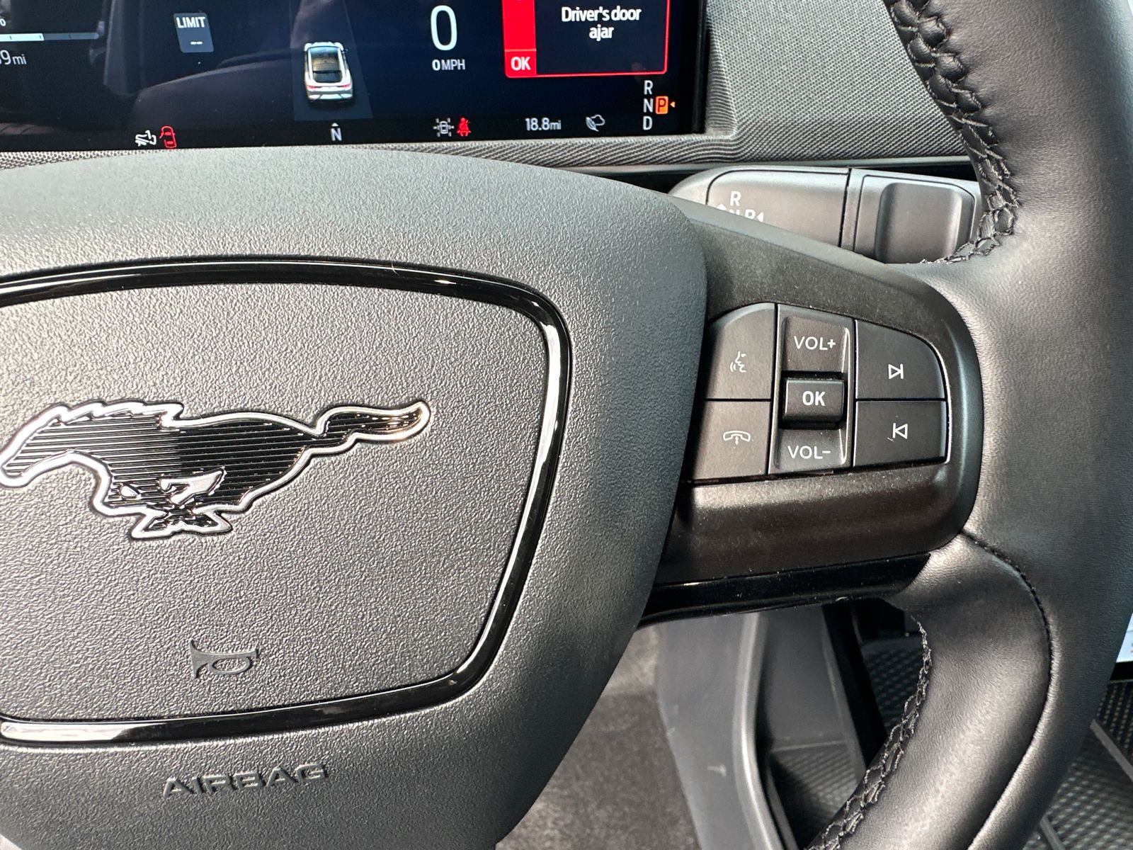 New 2026 Glacier Gray Metallic Tri-coat Ford Select image 28