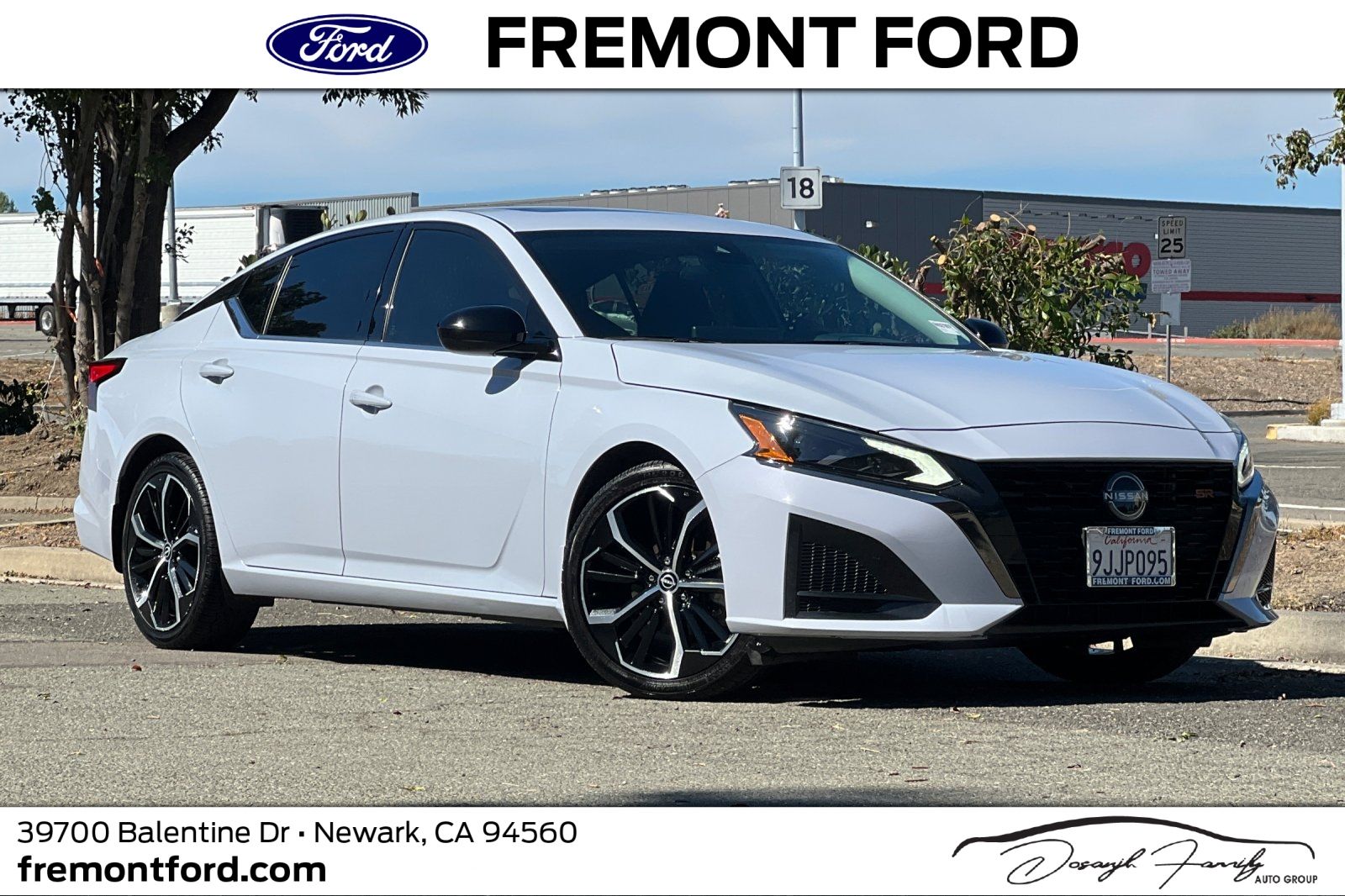 Gray Sky Pearl 2024 Nissan Altima Sedan Front-Wheel Drive Continuously Variable Transmission
