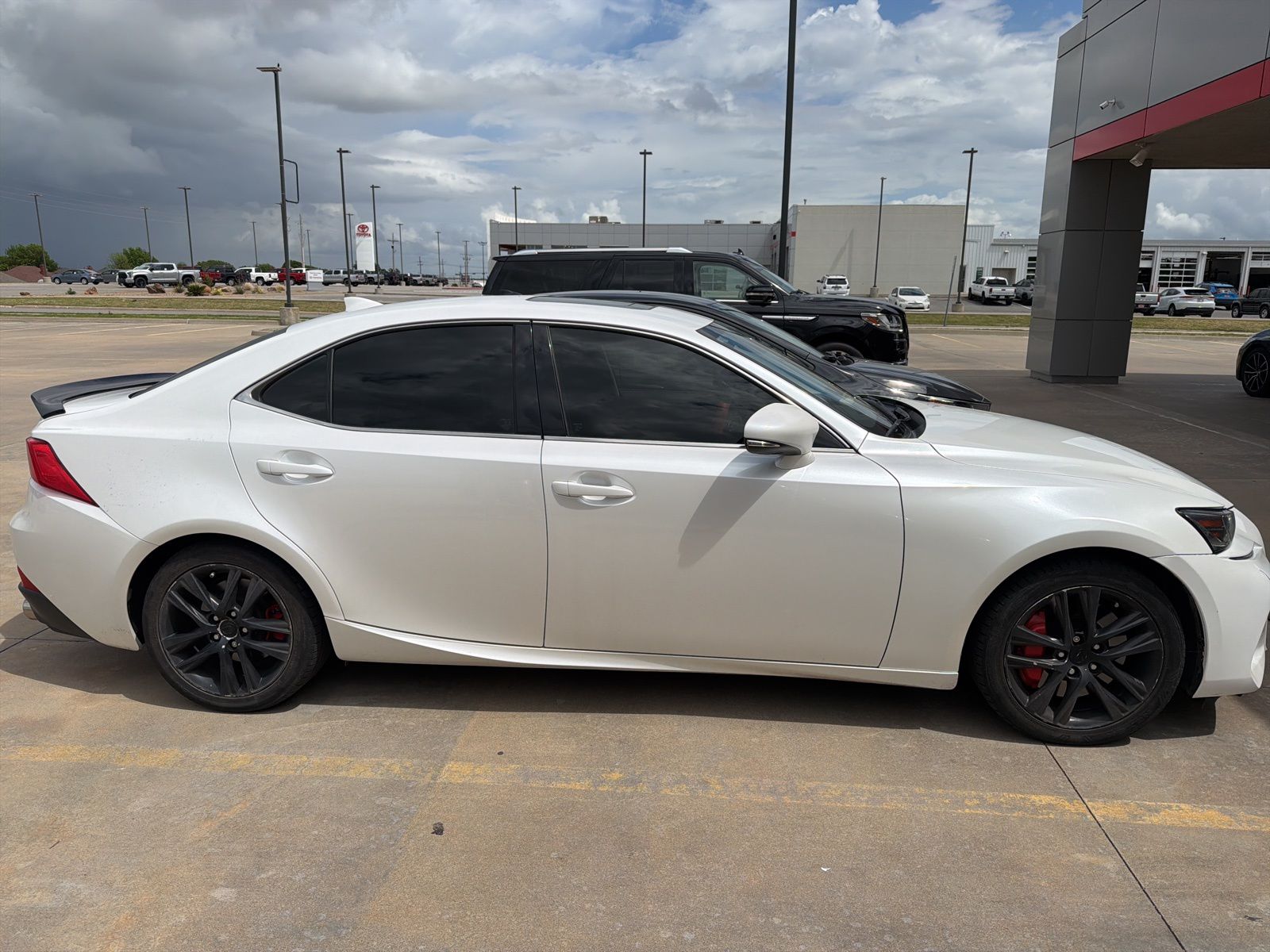 White Pearl 2020 Lexus IS 300 RWD Sedan Rear-Wheel Drive 8-Speed Dual Clutch