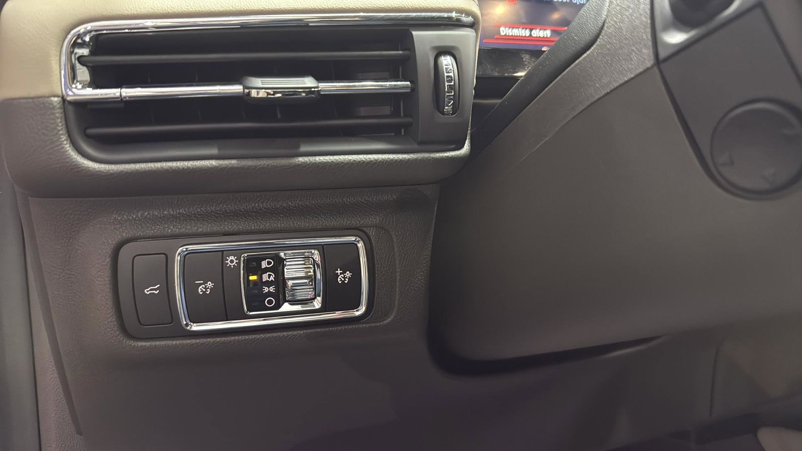 Used Car 2024 Lincoln Corsair  Reserve For Sale Under $40,000 In Austin, Texas