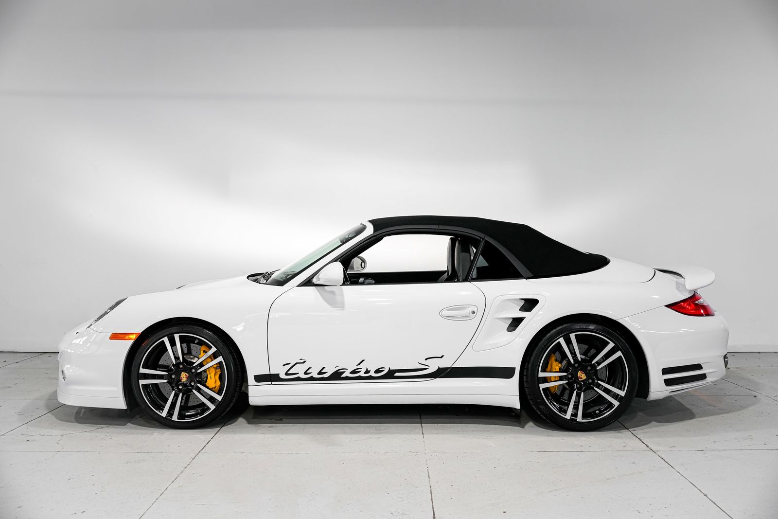 2011 Porsche 911 Turbo S — photo 6