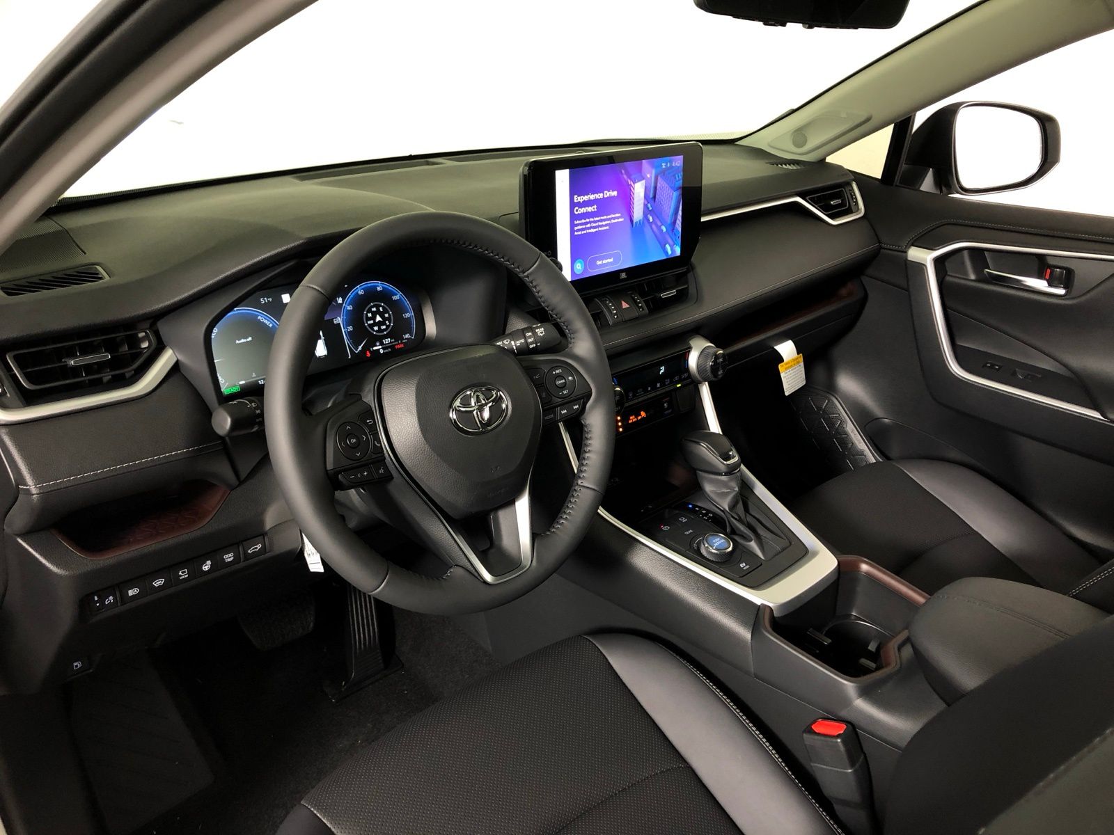 Thumbnail: 2025 Toyota RAV4 - 9