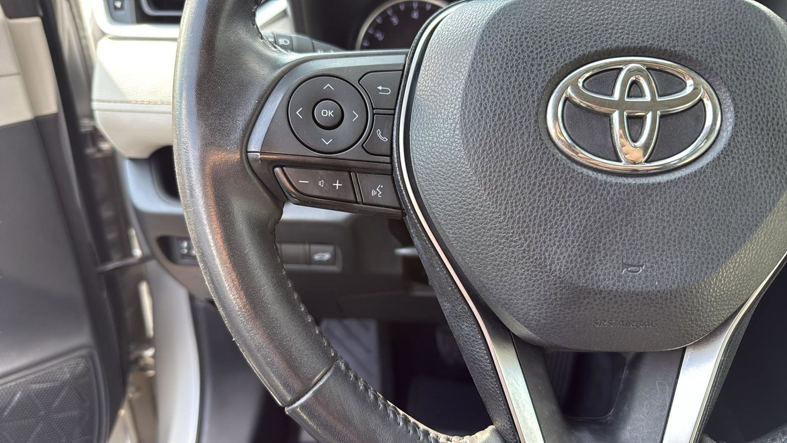 Used Car 2019 Toyota Rav4  Xle Premium For Sale Under $25,000 In Austin, Texas