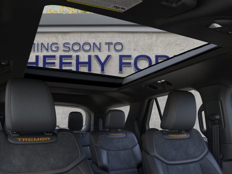 New 2026 Space White Metallic Ford Tremor image 22