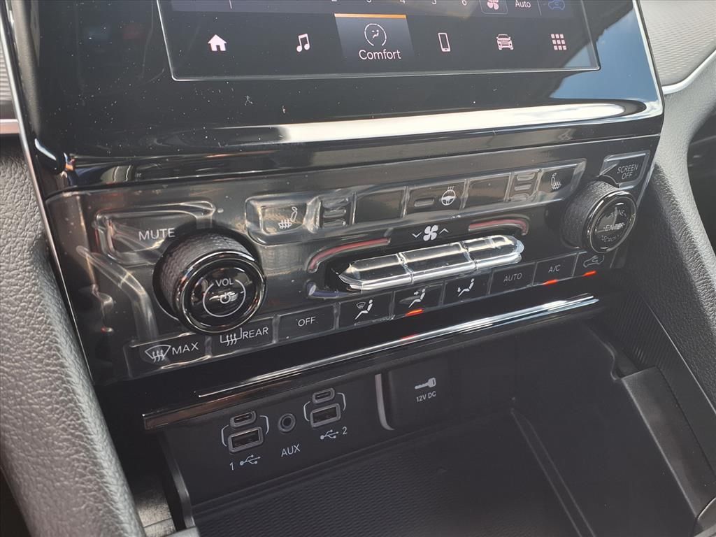 2025 Jeep Grand Cherokee Laredo - 8