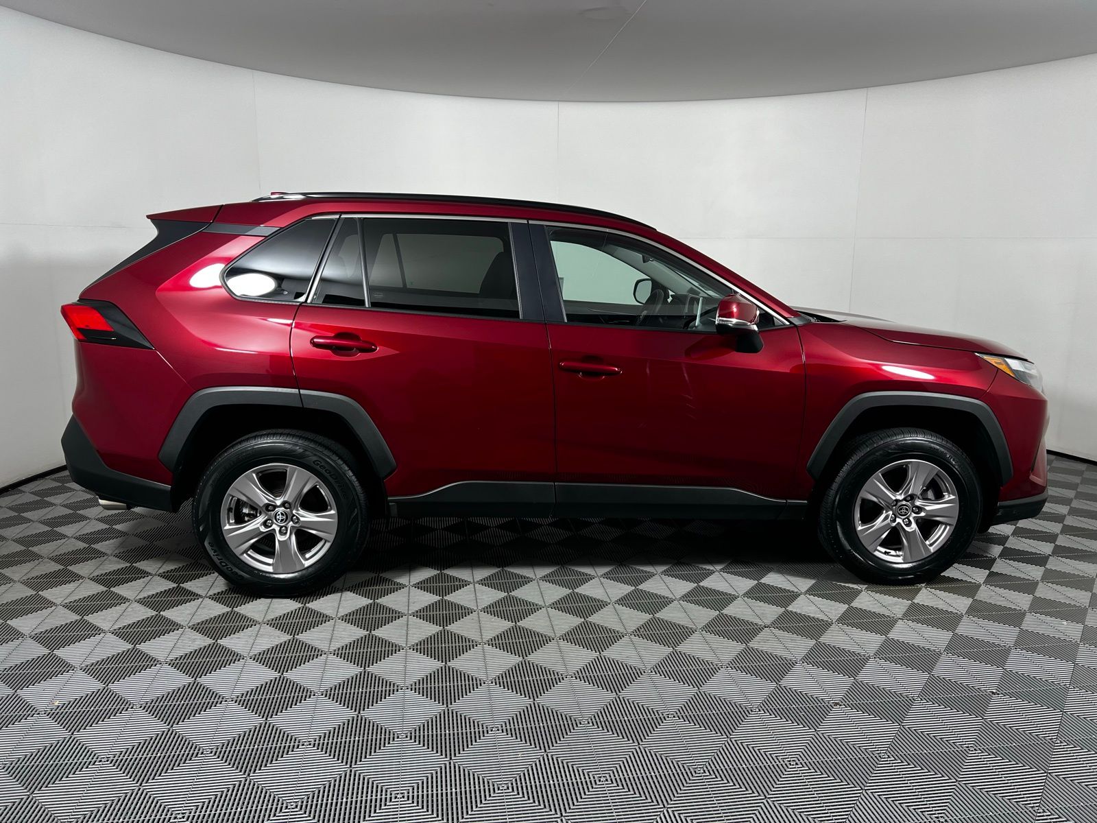 2023 Toyota RAV4 XLE 4