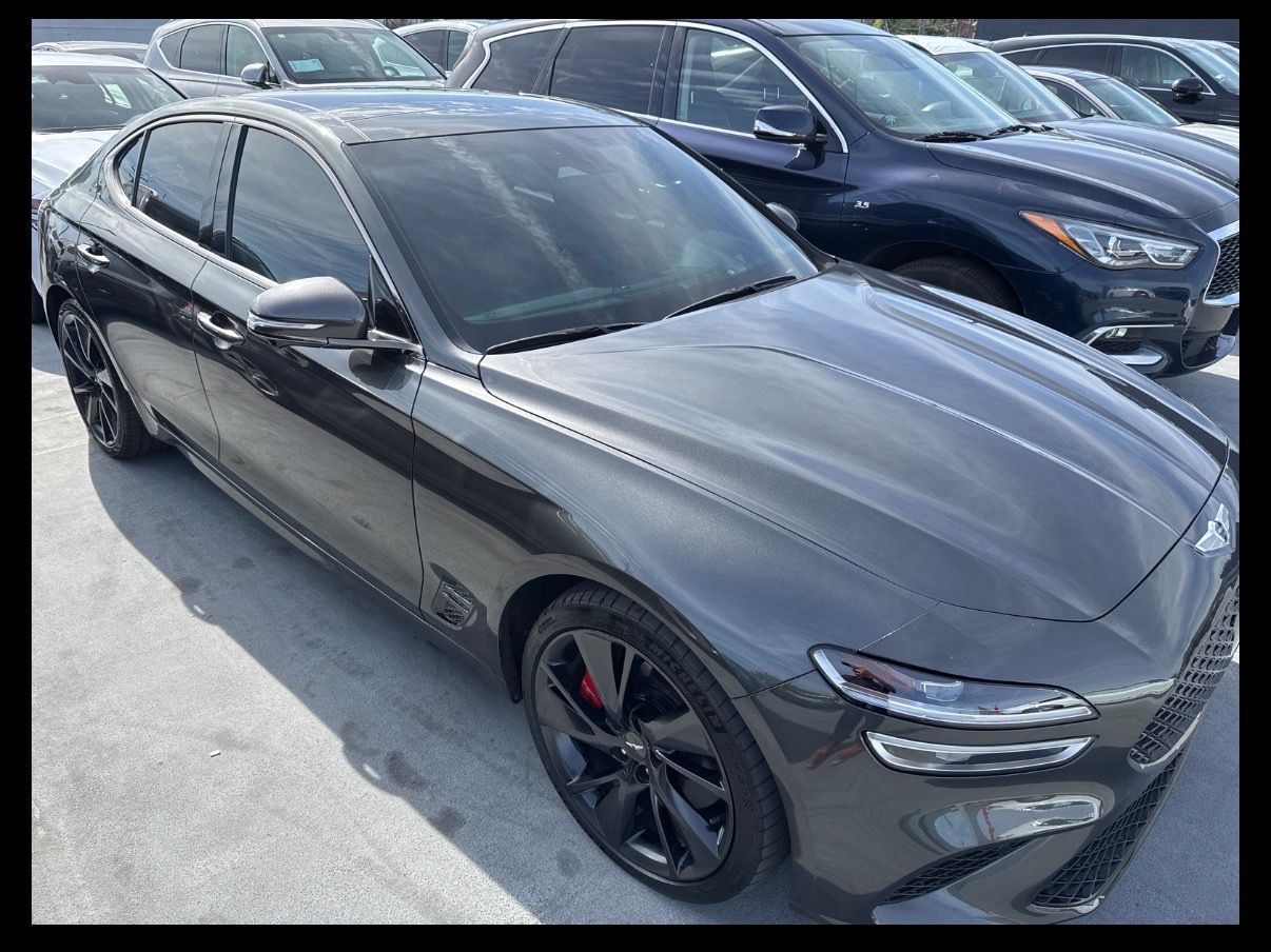 2023 Genesis G70 3.3T RWD