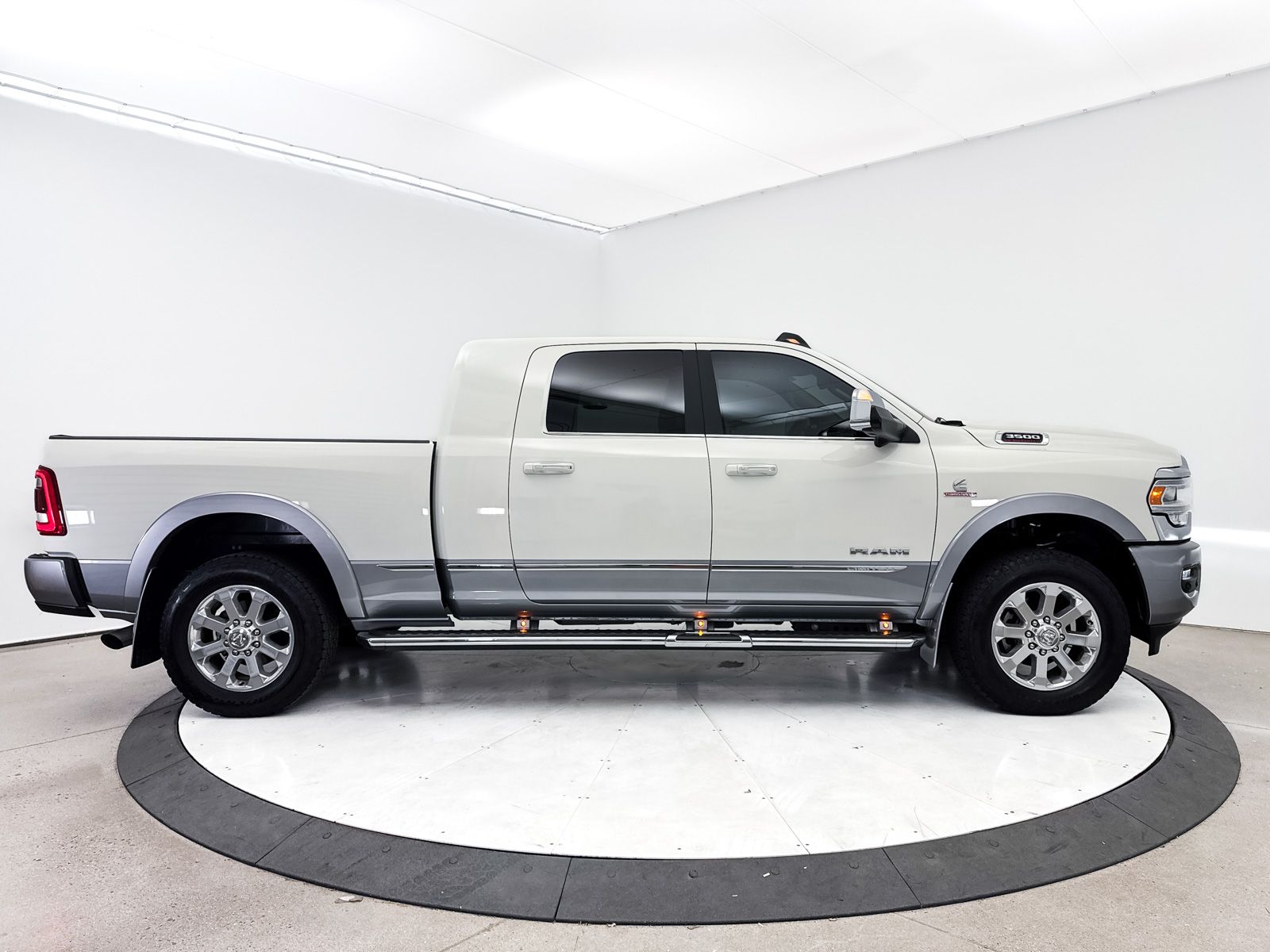 2021 RAM 3500 Laramie