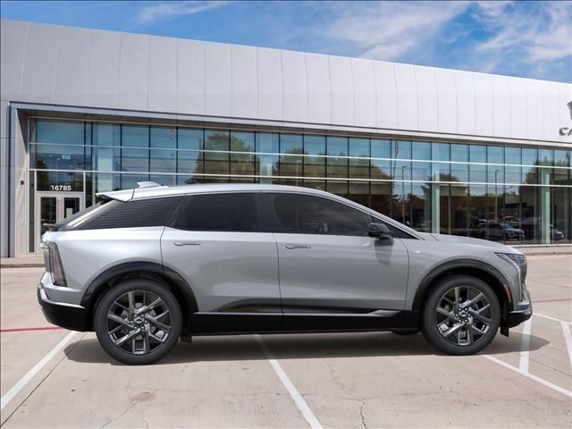 2026 Cadillac OPTIQ Luxury - 4