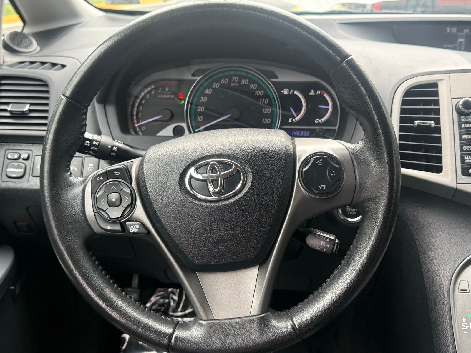 Used 2014 Black Toyota Limited image 18