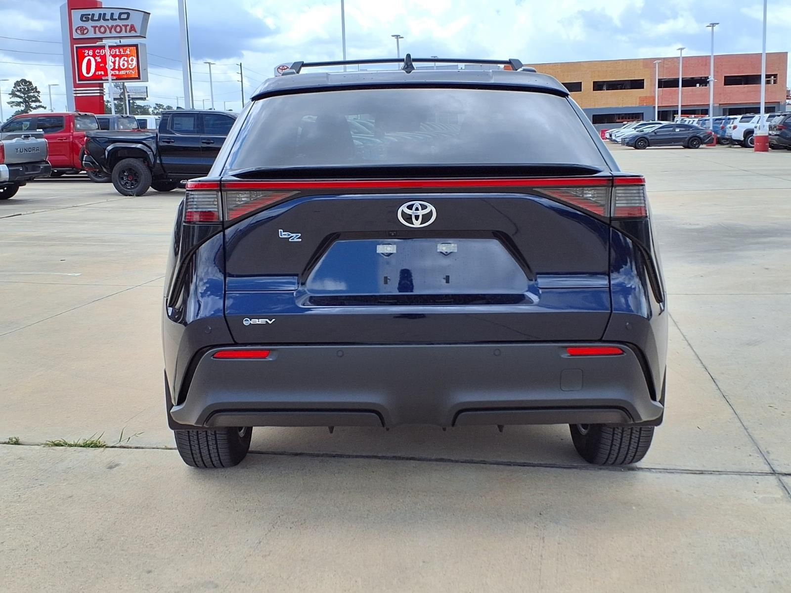 2026 Toyota bZ XLE Plus - 6