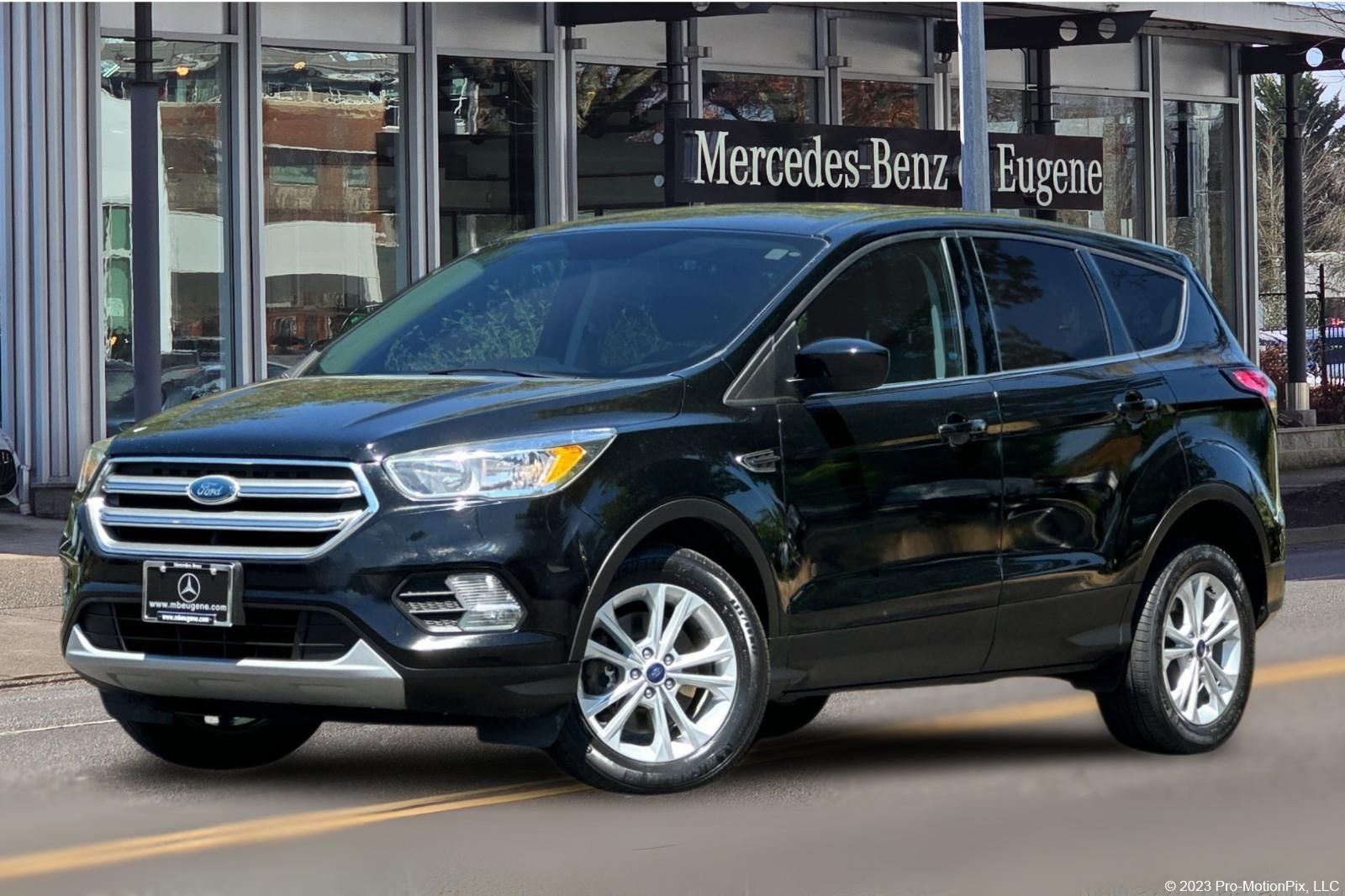 Shadow Black 2017 Ford Escape SUV / Crossover All-Wheel Drive 6-Speed Automatic