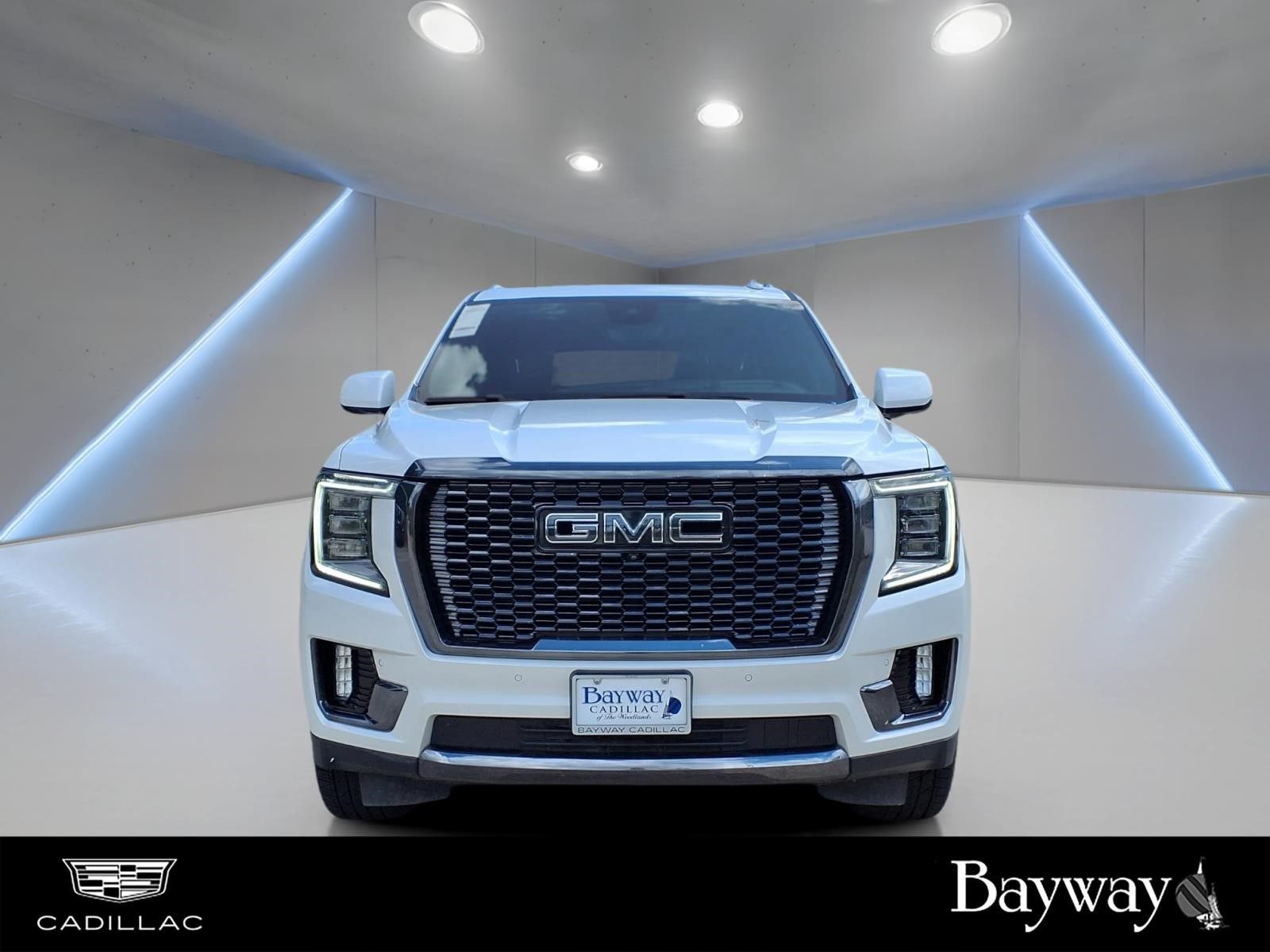 2023 GMC Yukon Denali Ultimate White at DeMontrond Auto Country