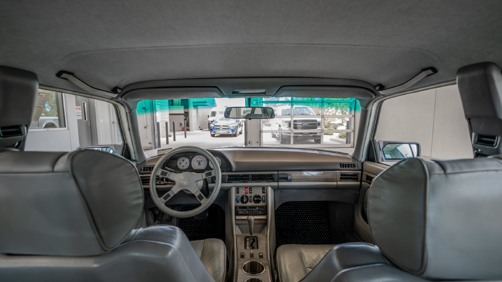 1984 Mercedes 500 SEL — full photo 26 of 46