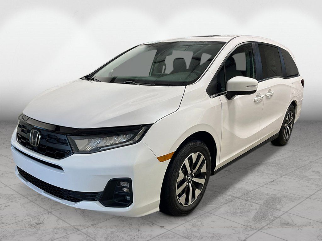 Platinum White Pearl 2026 Honda Odyssey Minivan Front-Wheel Drive Automatic