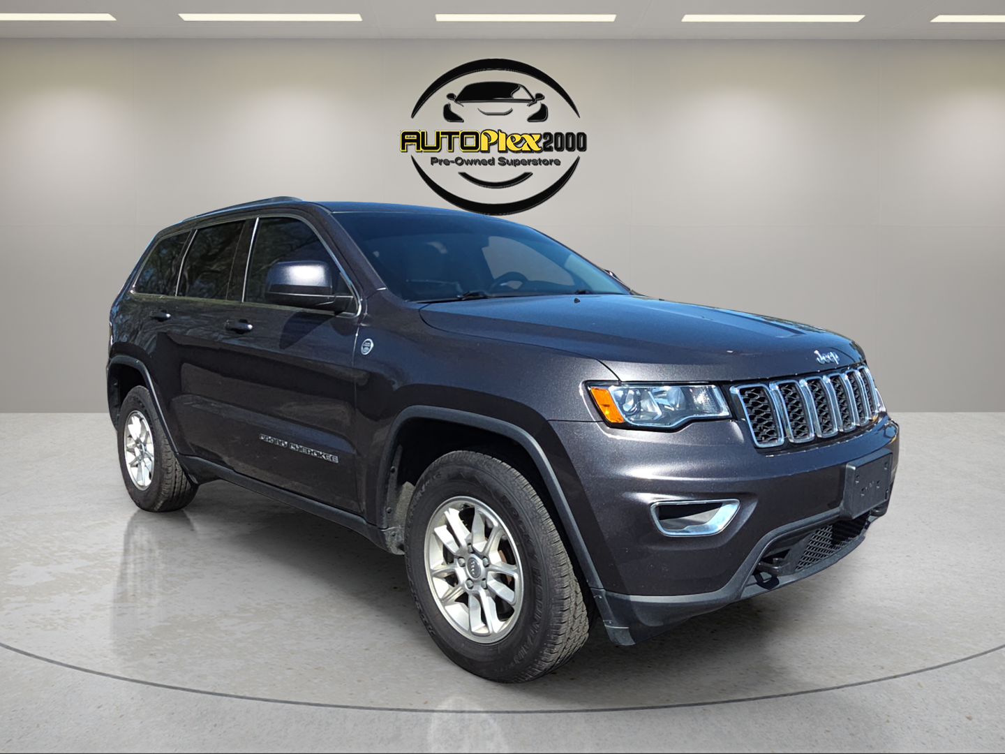 2020 Jeep Grand Cherokee Laredo E