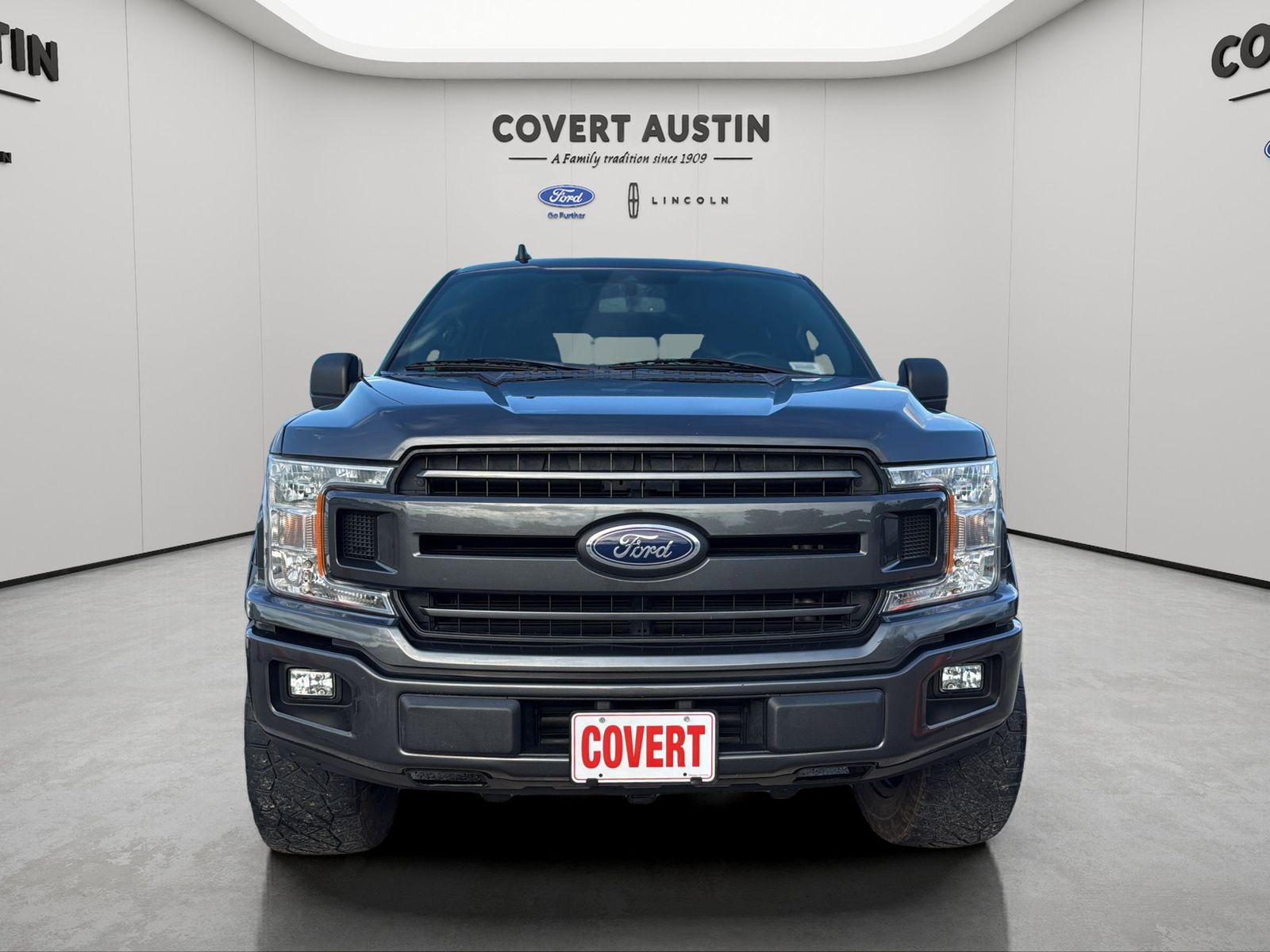 View vehicle photo 7