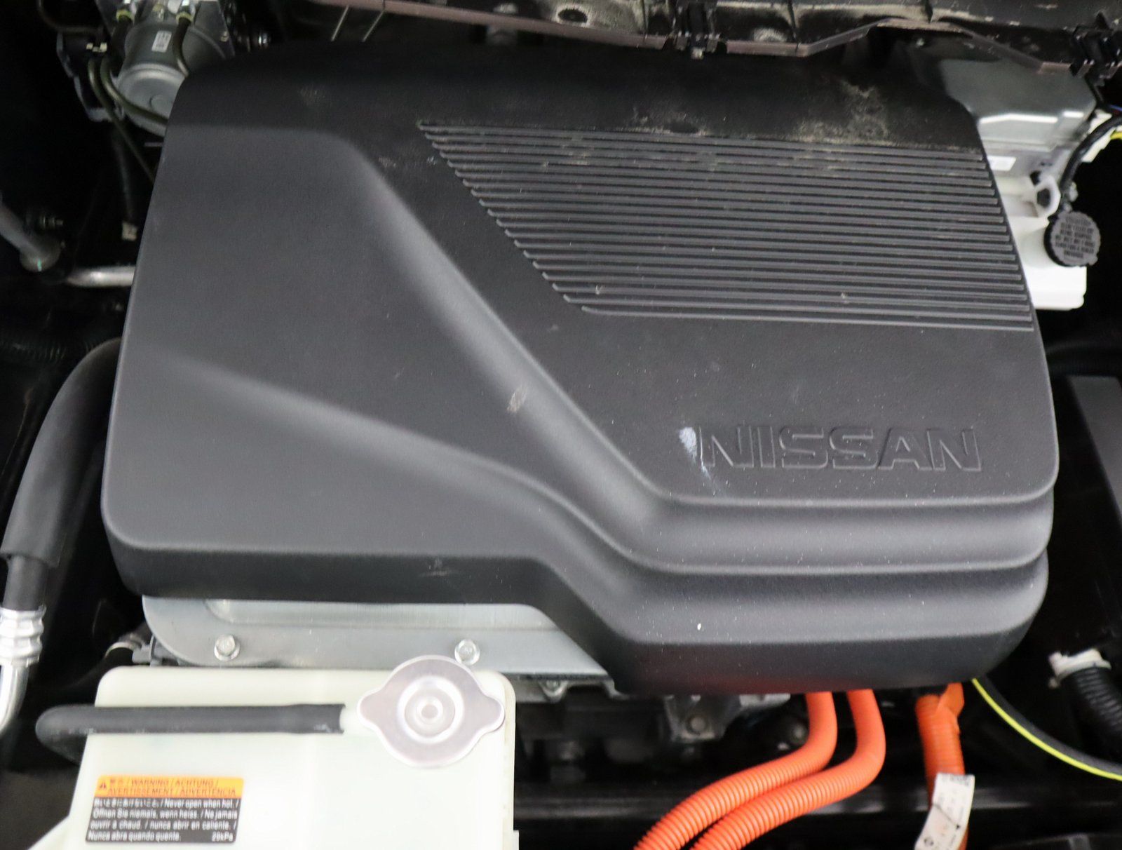 2023 Nissan LEAF S photo