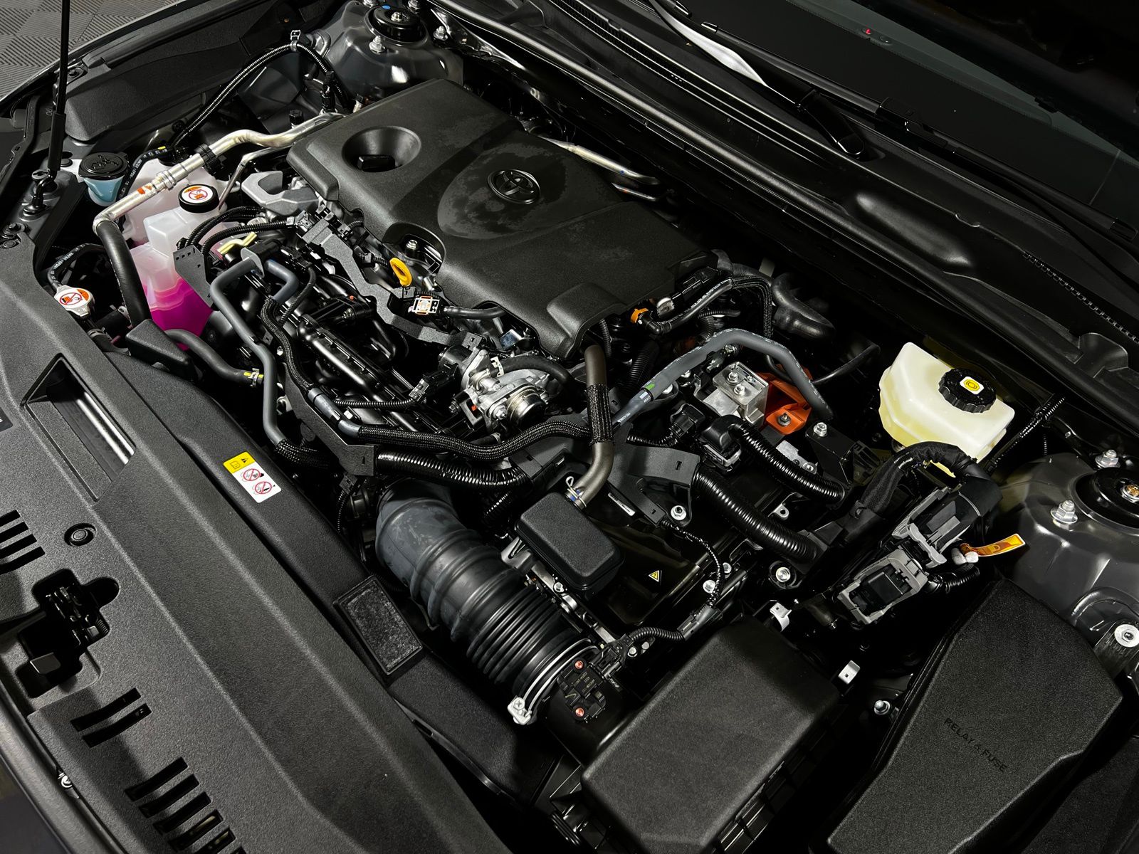 Thumbnail: 2025 Toyota Camry - 11