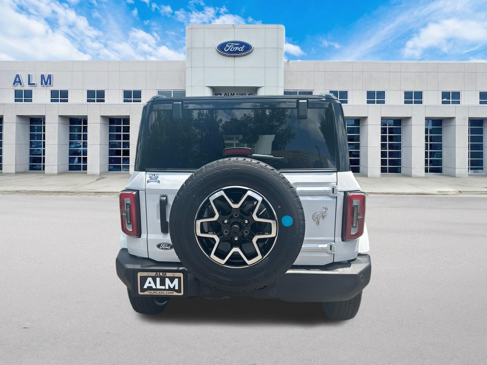 New 2026 Oxford White Ford Outer Banks® image 7