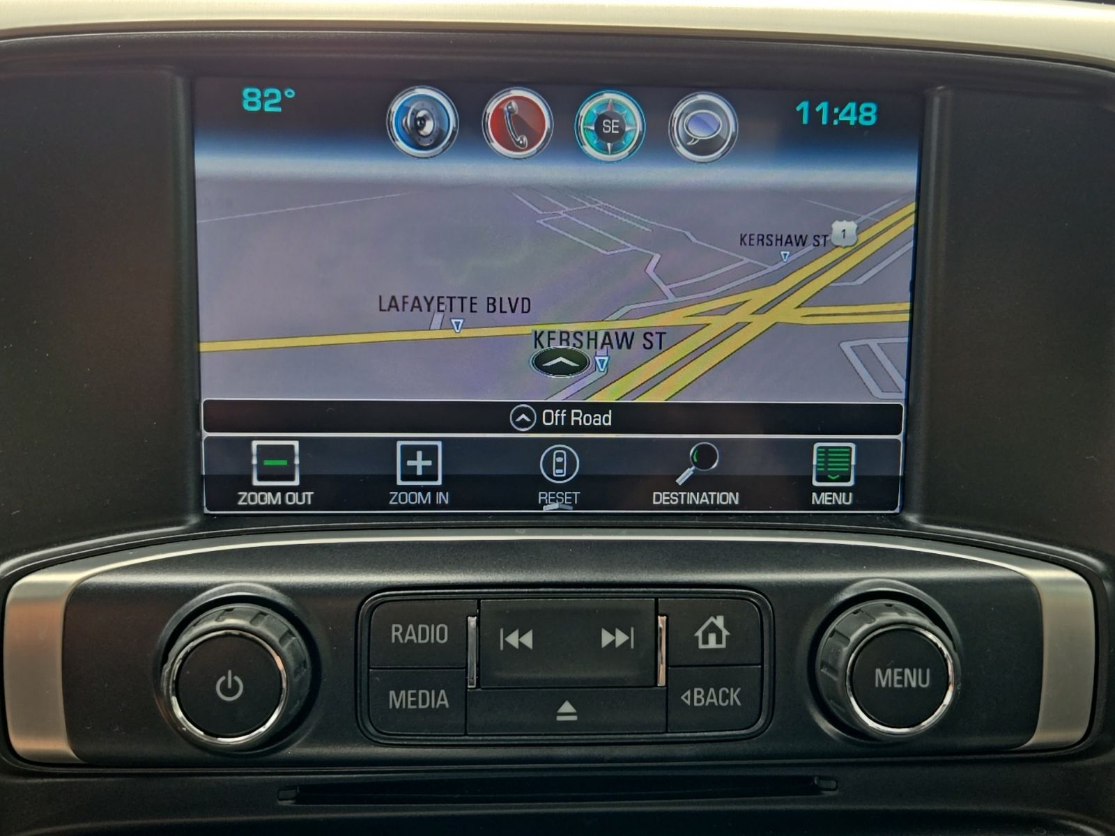 Used 2017 Red GMC SLT image 5