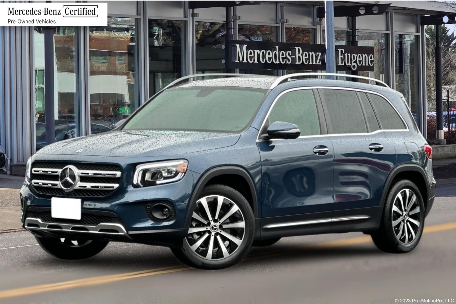 2021 Mercedes-Benz GLB GLB250 4MATIC's photo