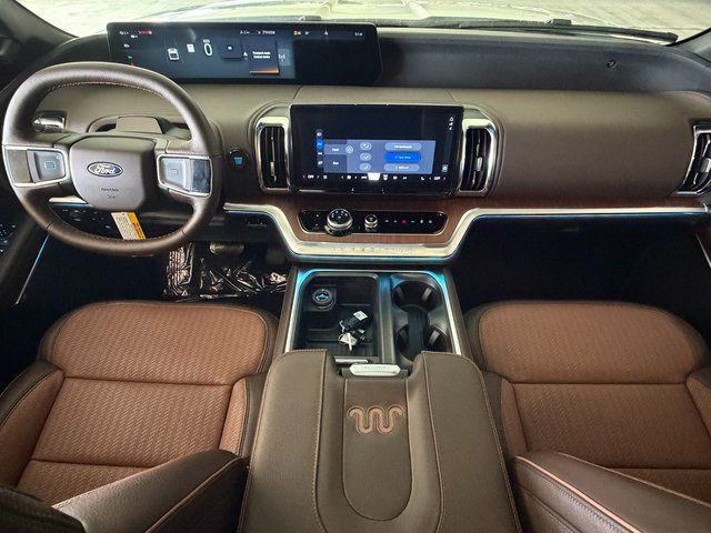 New 2026 Star White Metallic Tri-Coat Ford King Ranch image 22