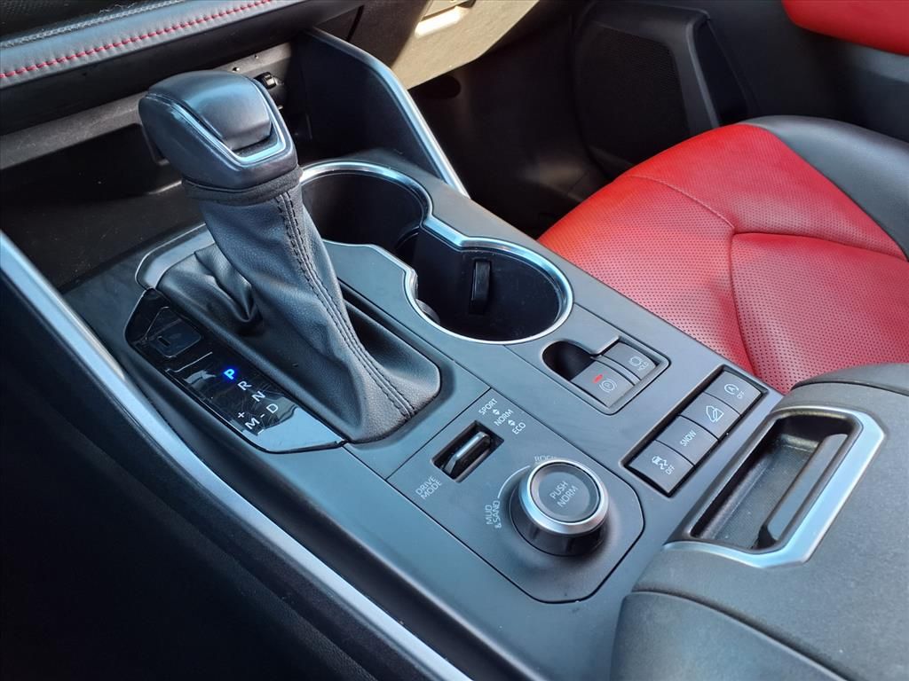 2021 Toyota Highlander XSE White at Autostrade