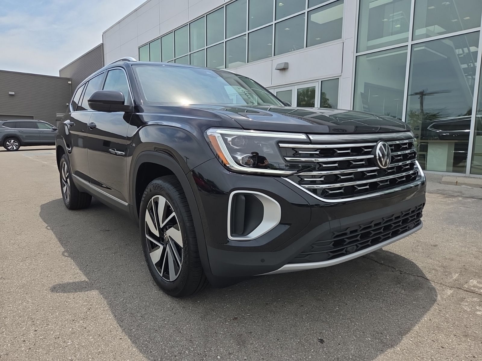 new 2026 Volkswagen Atlas car, priced at $48,738