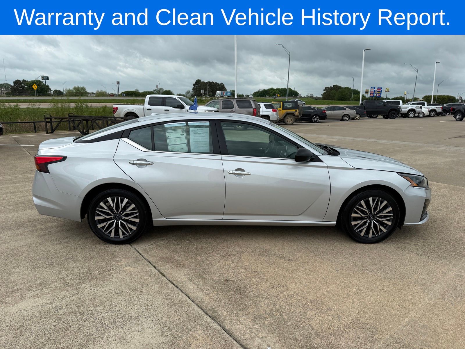 View vehicle photo 4