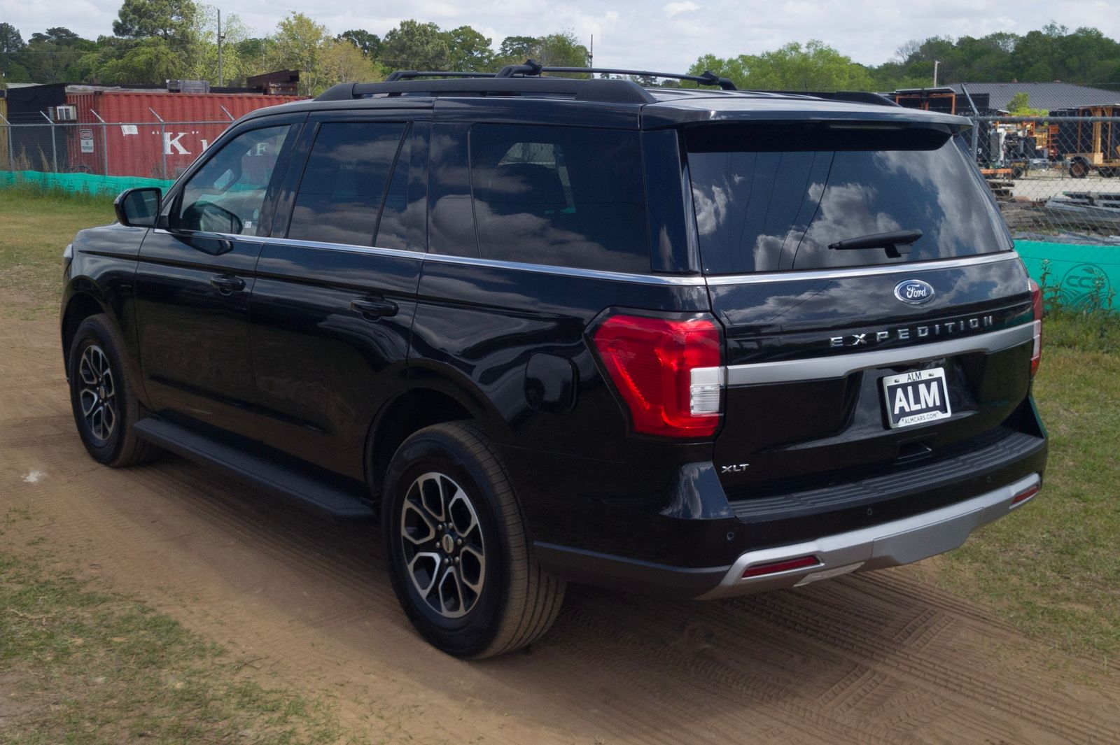 Used 2024 Black Ford XLT image 9