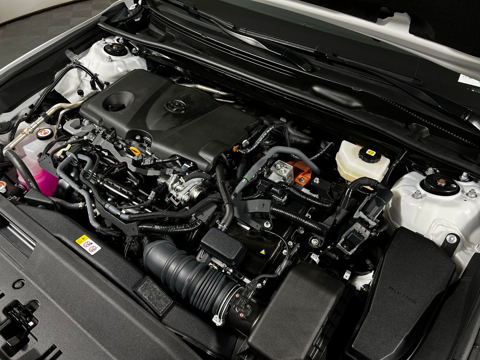 Thumbnail: 2025 Toyota Camry - 11