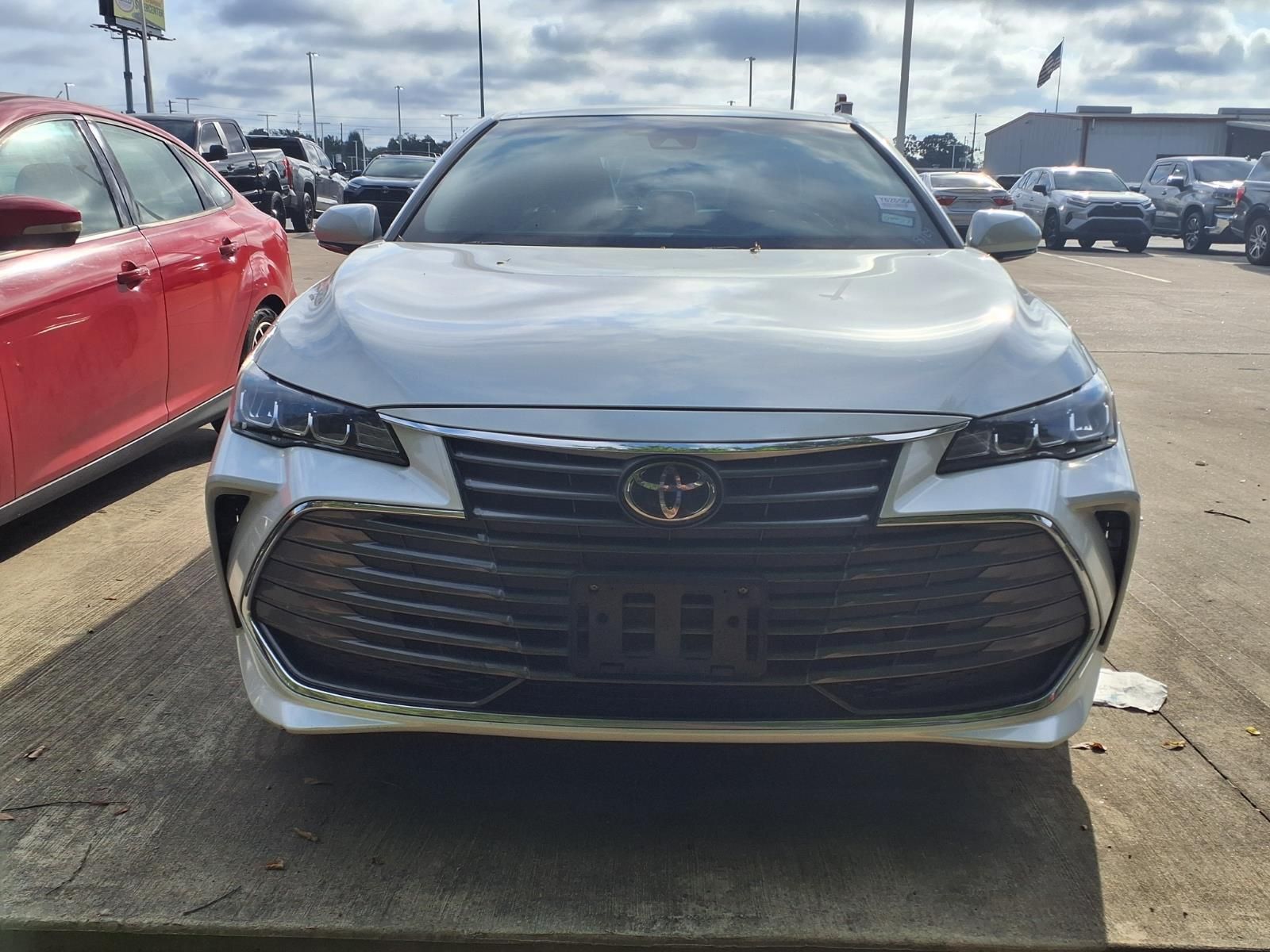 2019 Toyota Avalon XLE Beige at Emmons Autoplex