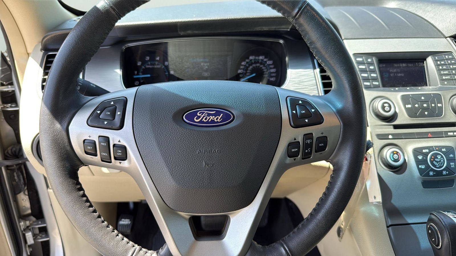 Used Car 2014 Ford Taurus  Sel For Sale Under $10,000 In Austin, Texas