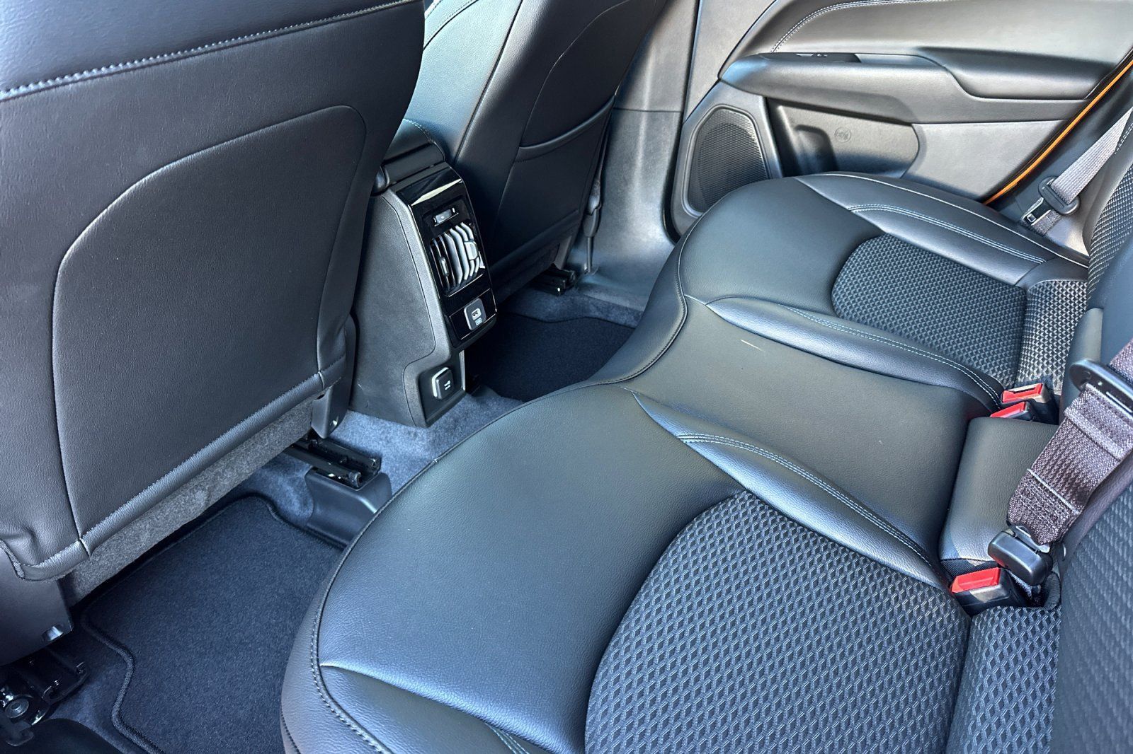 2026 Jeep Compass Altitude - Photo 13
