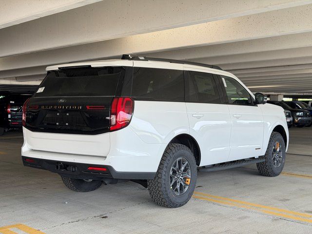 New 2026 Star White Metallic Tri-Coat Ford Tremor image 3