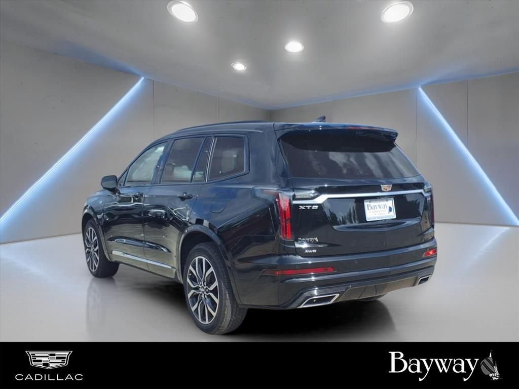 2025 Cadillac XT6 Sport - 3