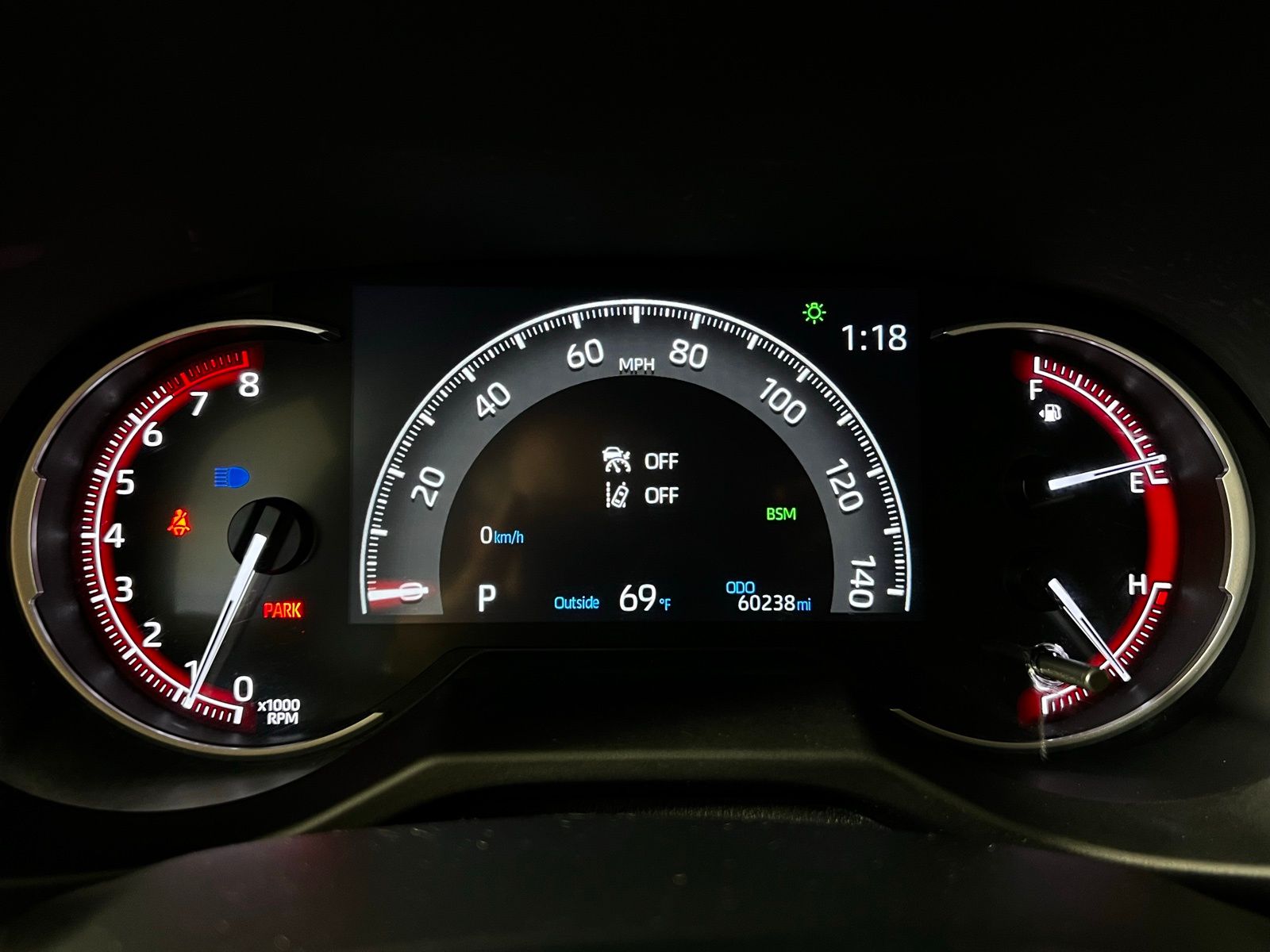 Thumbnail: 2023 Toyota RAV4 - 16