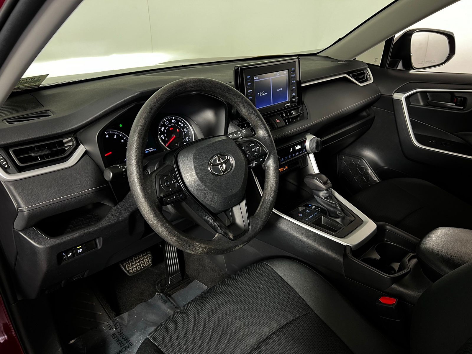 Thumbnail: 2021 Toyota RAV4 - 12