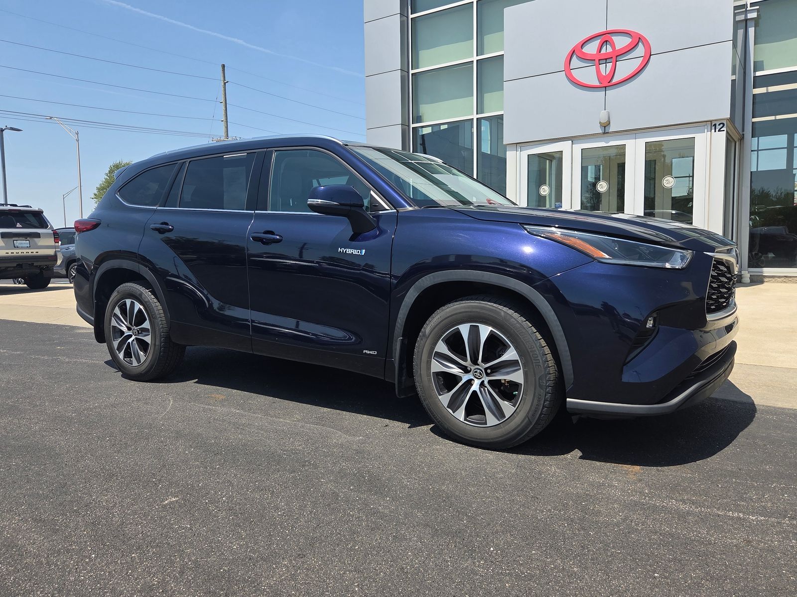 2021 Toyota Highlander Hybrid XLE
