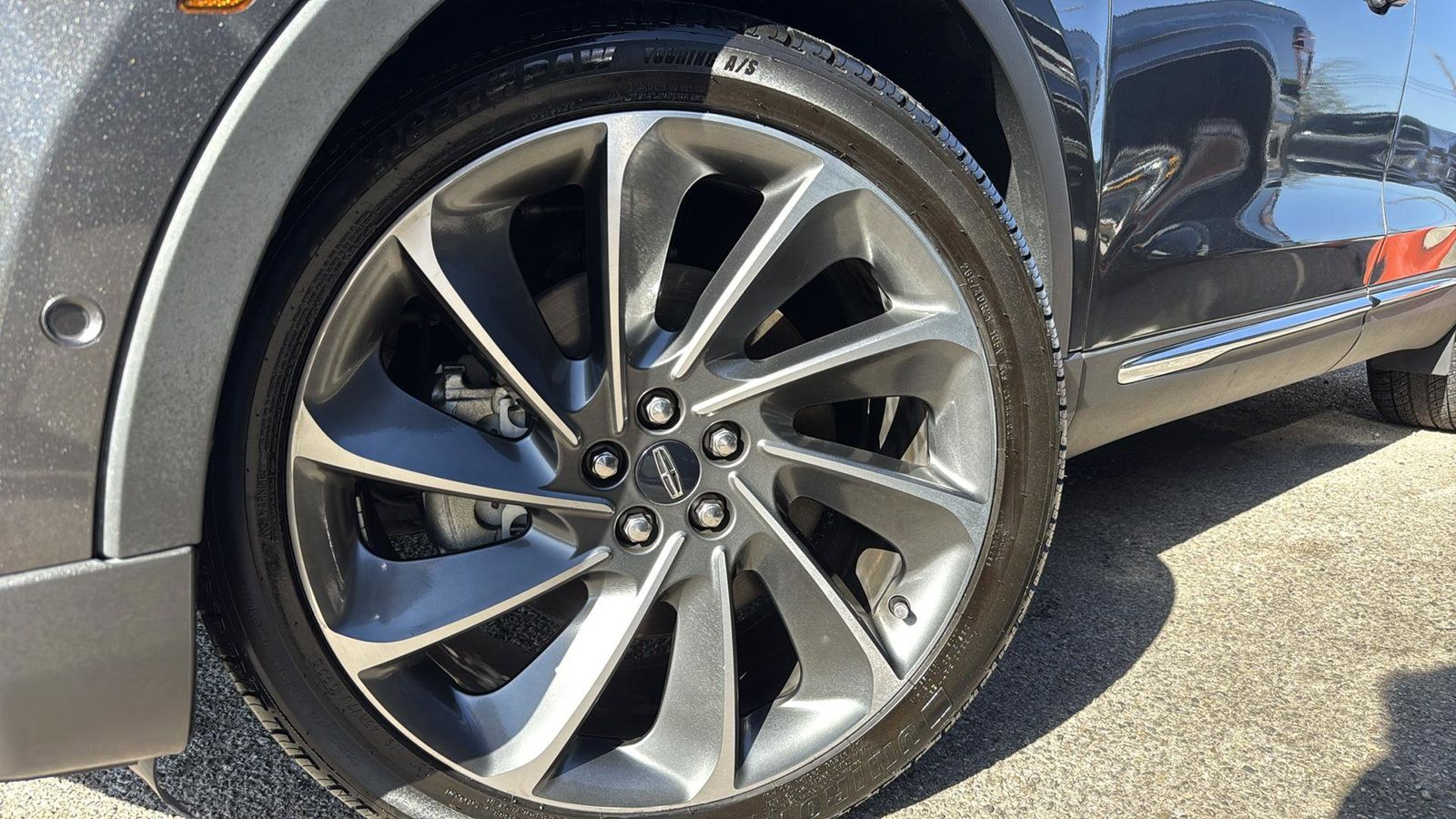 Used Car 2020 Lincoln Nautilus  Reserve For Sale Under $20,000 In Austin, Texas