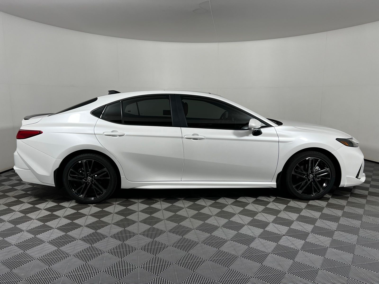 Thumbnail: 2026 Toyota Camry - 4