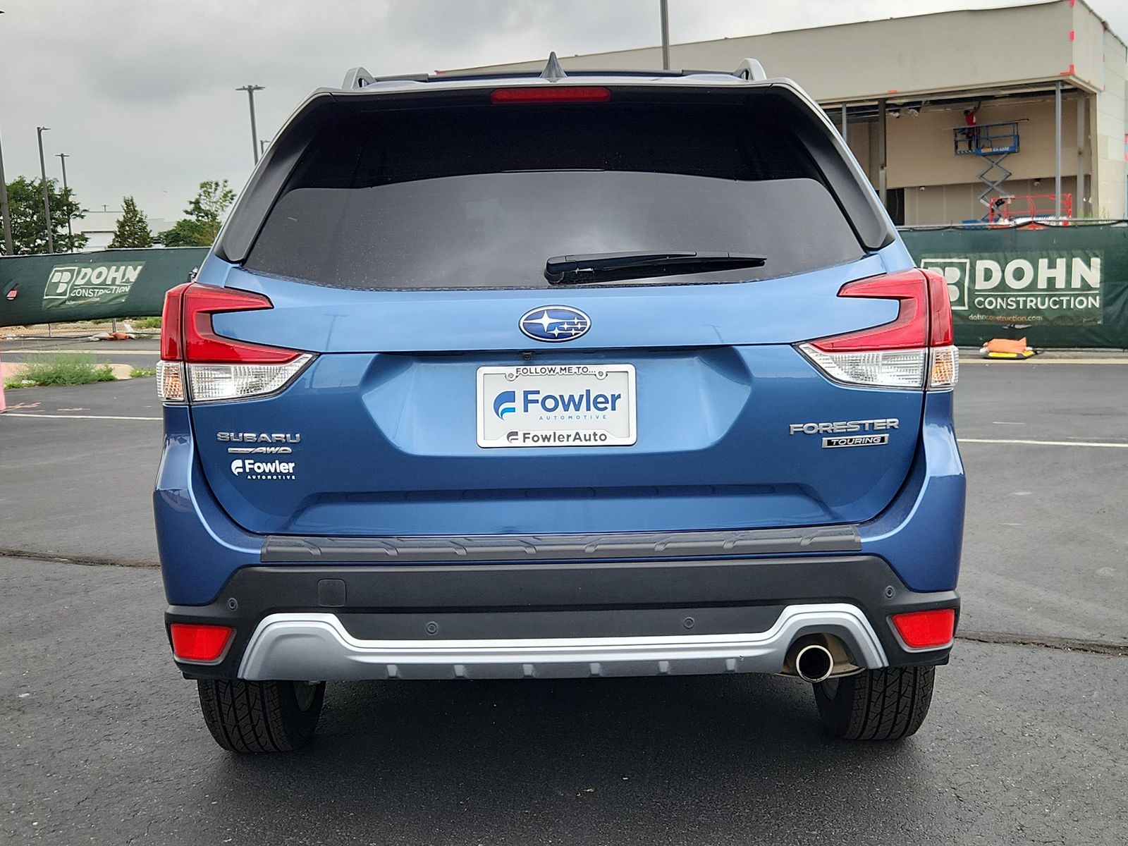 View vehicle photo 4