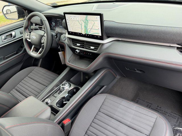 New 2026 Agate Black Metallic Ford ST-Line image 5