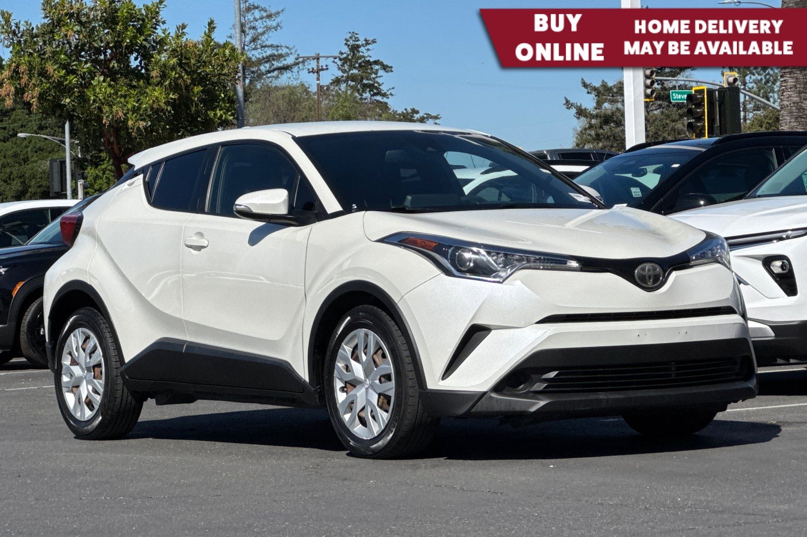 White (Blizzard Pearl) 2019 Toyota C-HR XLE SUV / Crossover Front-Wheel Drive Continuously Variable Transmission