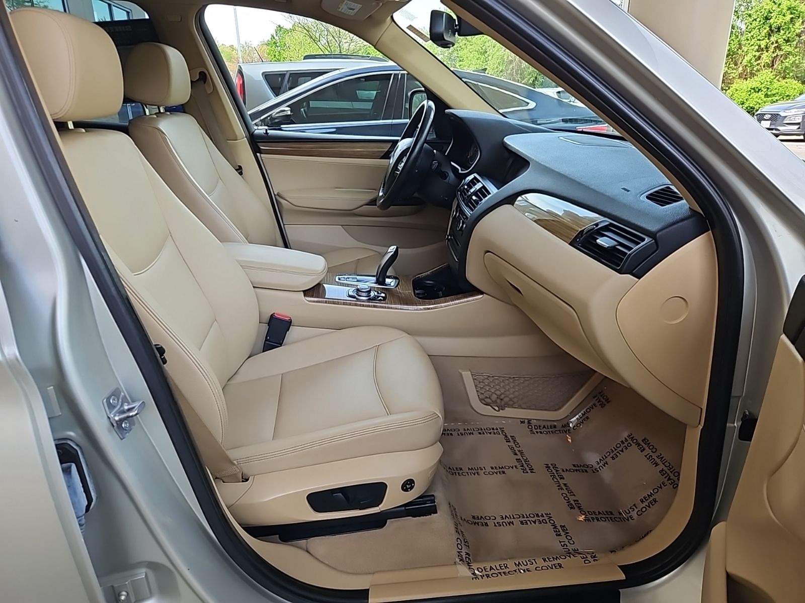Used 2011 Silver BMW xDrive28i image 52